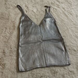 Cropped, ribbed silver knit tank